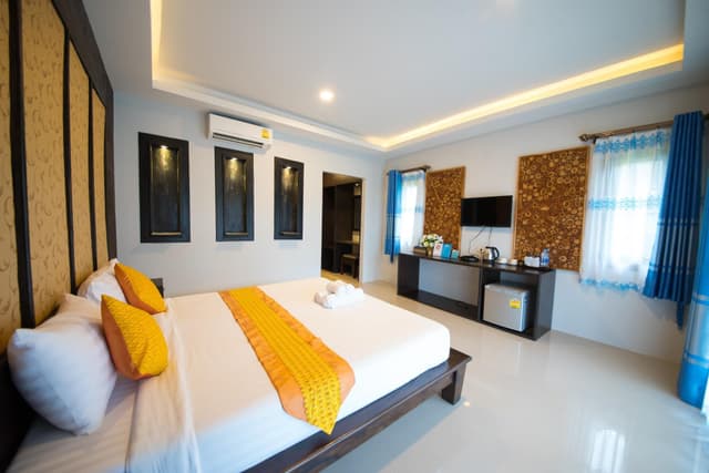 Villa - 2 Adults