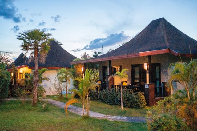 Villa - 2 Adults
