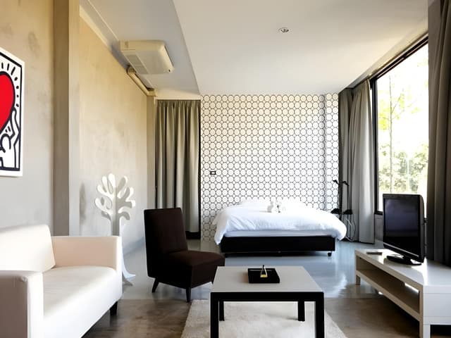 Standard Double Bed