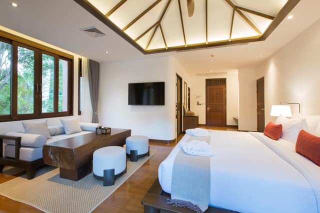 Executive Suite