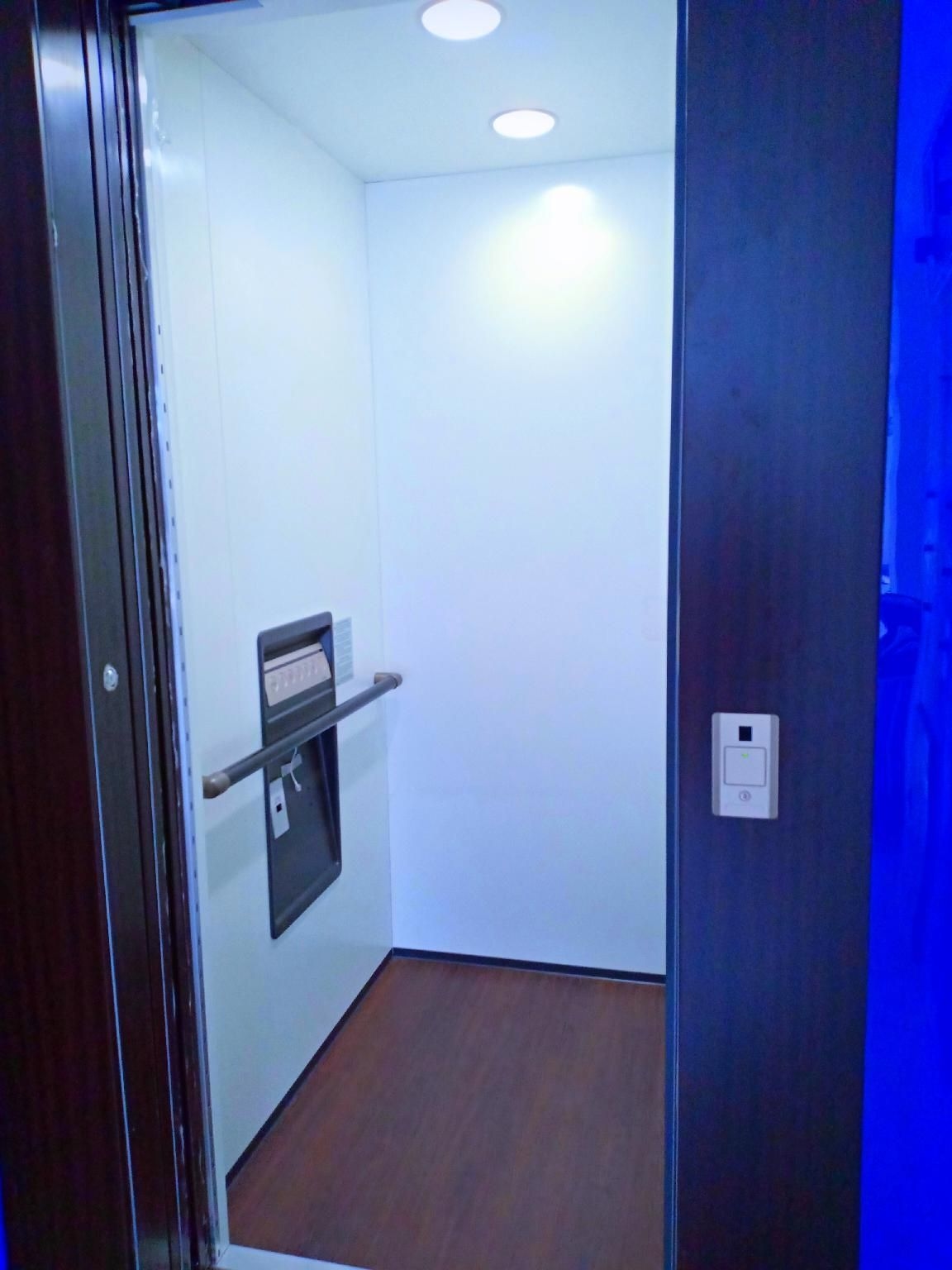 ทัศนีย์ โฮเทล (Thasanee Hotel)4