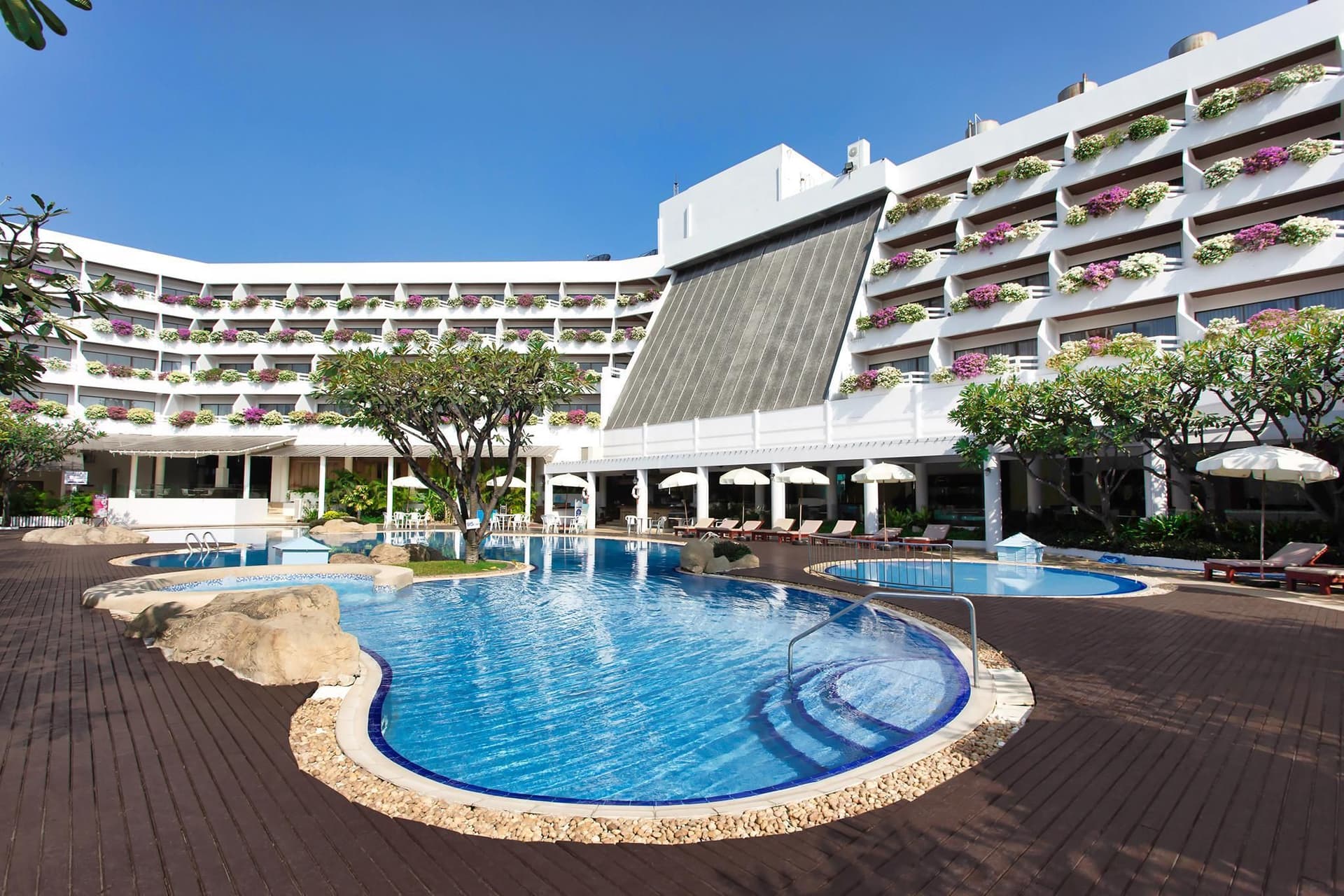 โรงแรมเมธาวลัย ชะอำ โรงแรมเมธาวลัย ชะอำ
