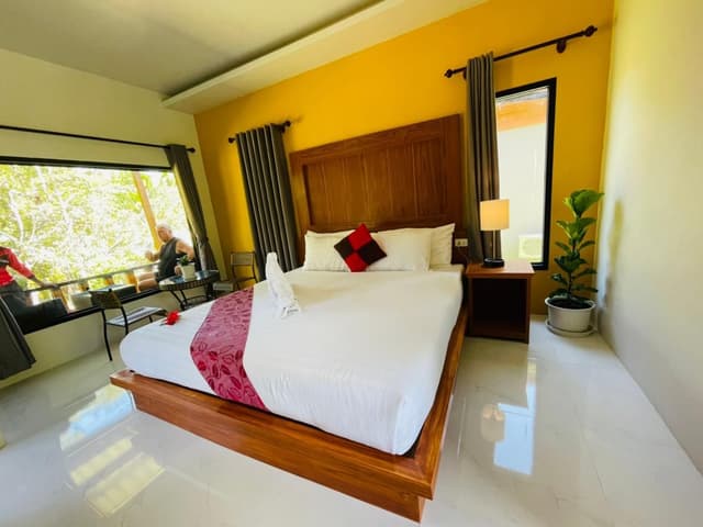 Deluxe Bungalow