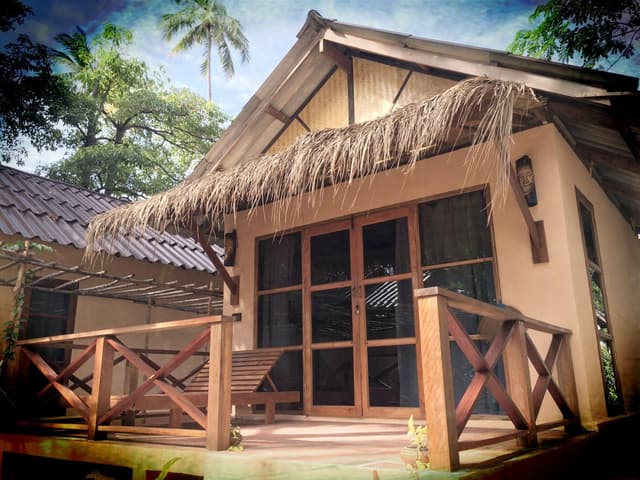 Garden View Bungalow Air Conditioning