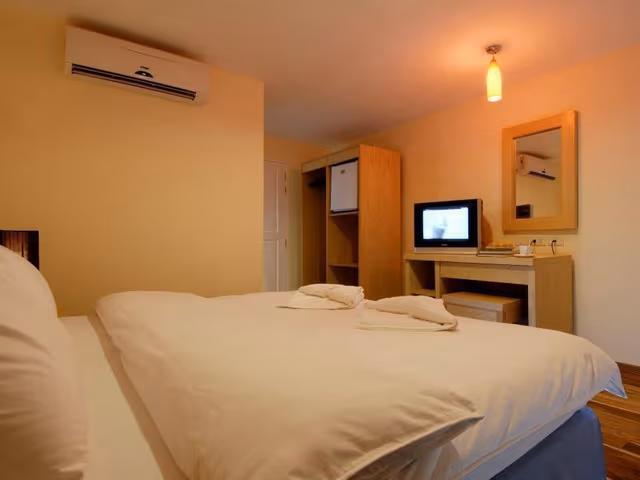 Standard King Bed