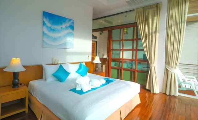 Beachside Suite