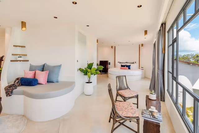 Signature Room