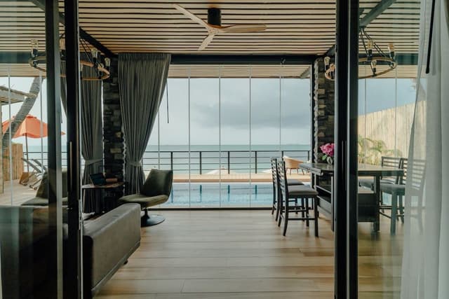 Deluxe Villa, Lanai, Bay View