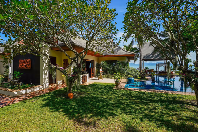 4-Bedroom Sea View Villa