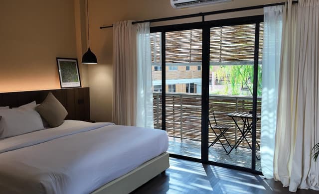 Deluxe Double Room Garden View