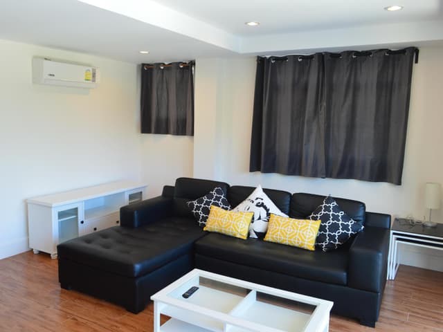 Duplex 3-Bedroom Apartment