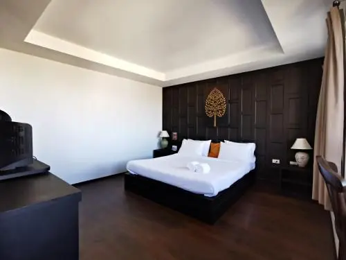 โรงแรมนานาบุรี โรงแรมนานาบุรี