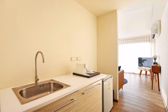 Junior Suite, 1 King Bed, Sea View