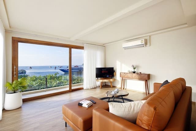 Junior Suite, 1 King Bed, Sea View