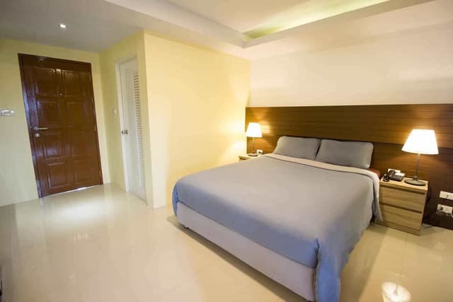 Twin Bed with Balcony