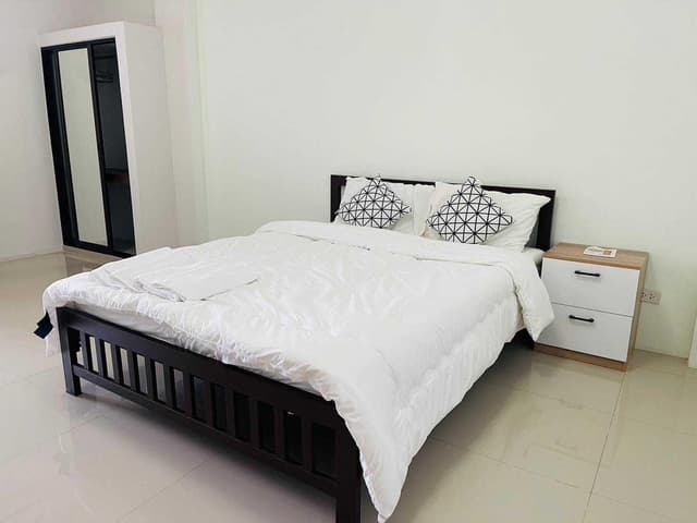 Sky Single Room
