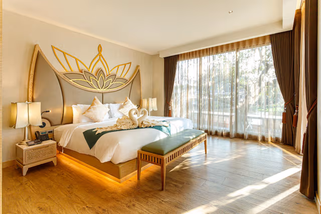 Pool Suite