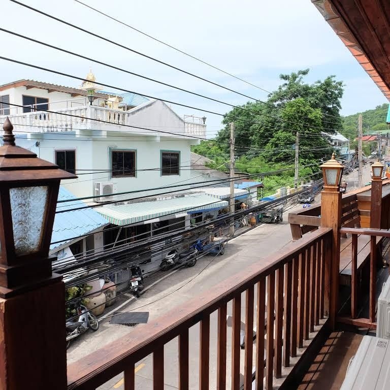 บ้านคุณทวด แอท สีชัง (Baan Kun Tuad @Si Chang)4