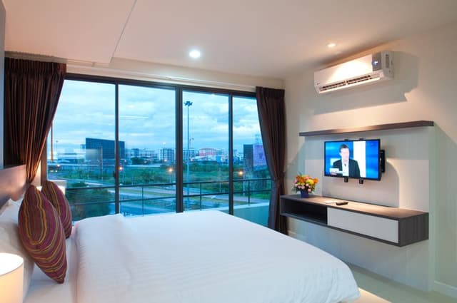 Grand Deluxe Room