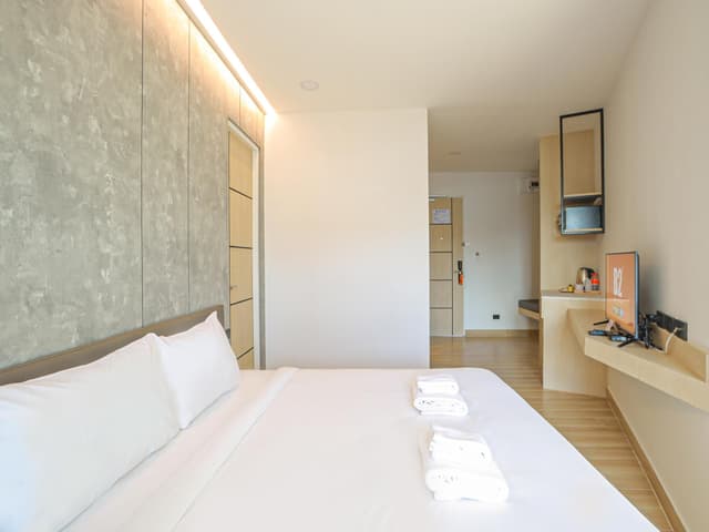 Deluxe Premier Room