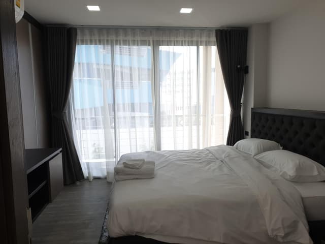 1 Bedroom King