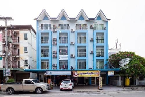สีฟ้า ณ โรงแรมบางแสน สีฟ้า ณ โรงแรมบางแสน