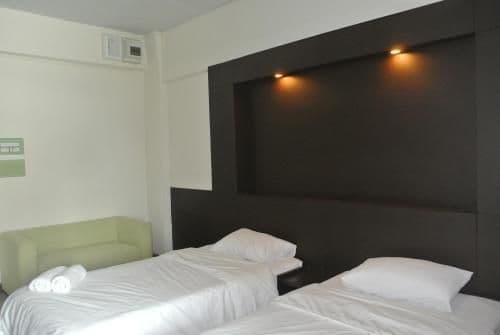 Standard Twin Bed