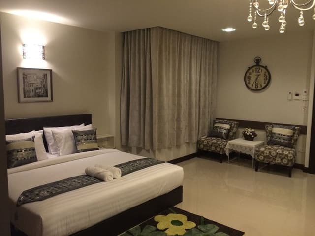 Platinum Room