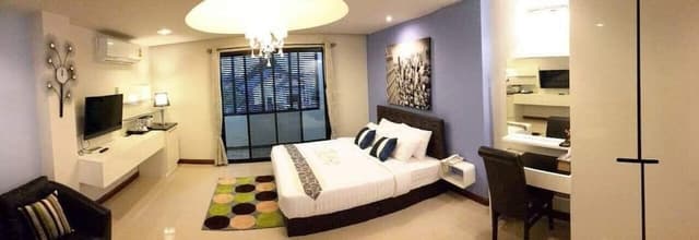 Gold Room, Double
