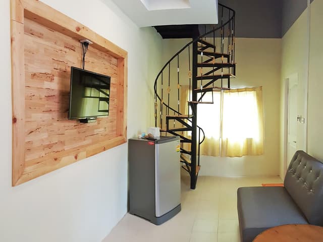 Family 2-Bedroom Bungalow - 6 Guests