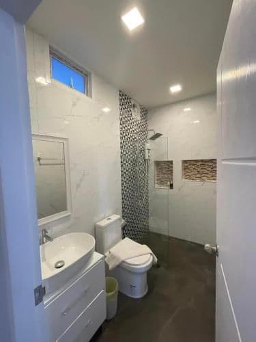 Deluxe Studio