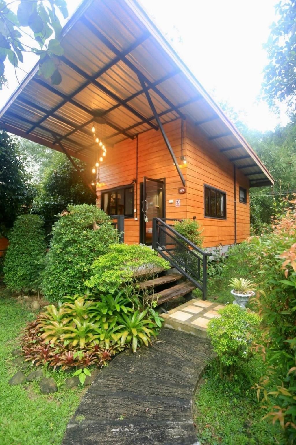 ปลายน้ำรีสอร์ท พรหมคีรี นครศรี ฯ Plainam Resort2