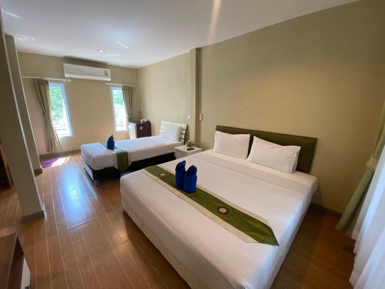 สิริบุรี รีสอร์ท (Siriburi Resort)1
