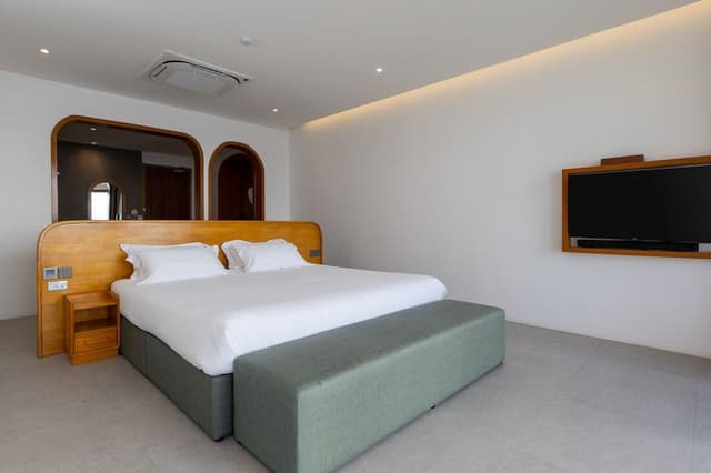 Deluxe Sea View