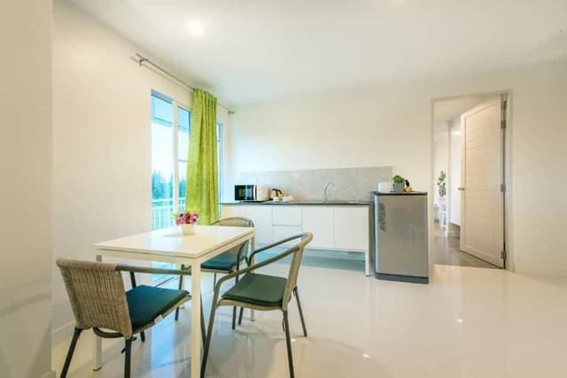 One Bedroom Mini Suite