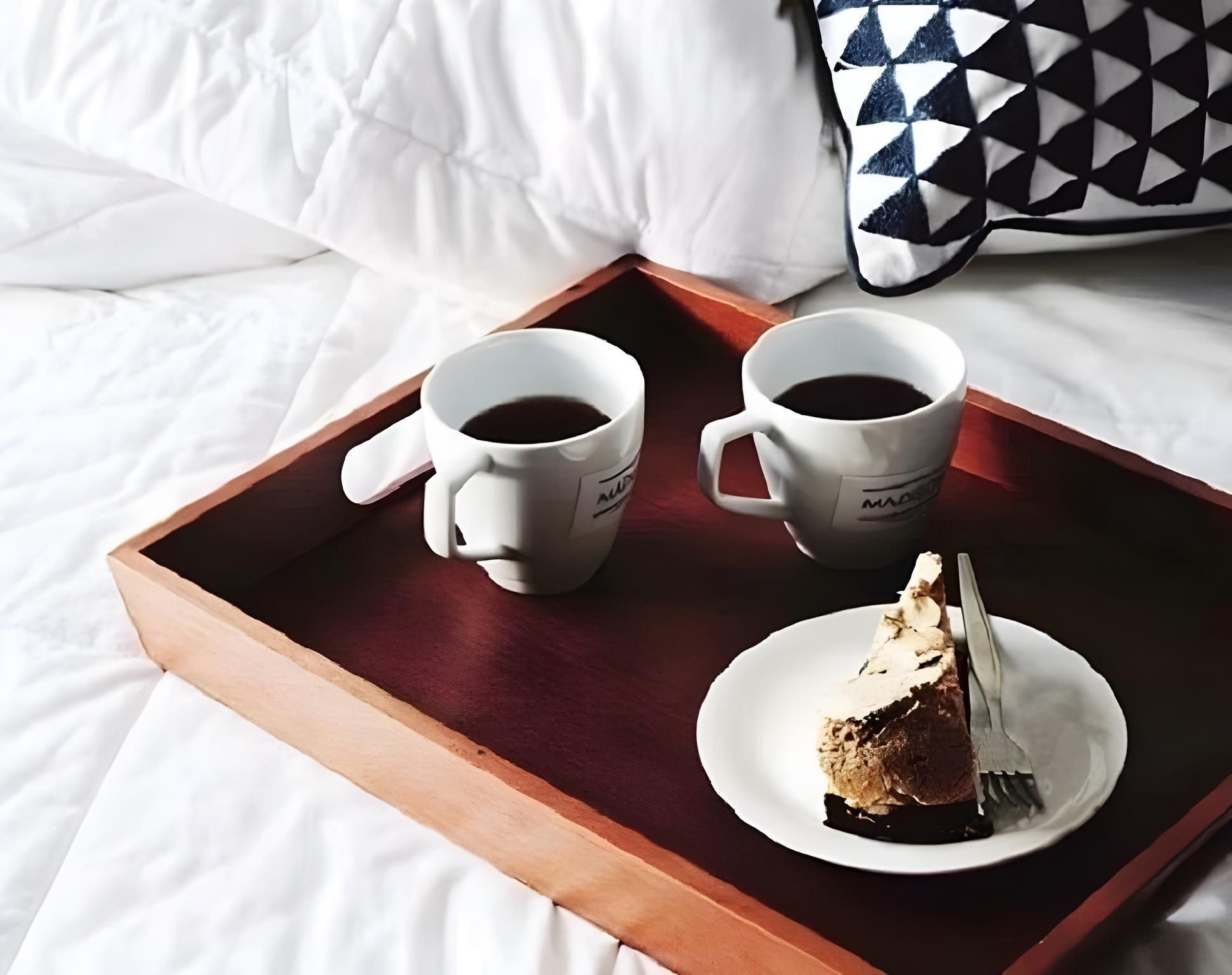 โรงแรมเมดิสัน (Madison Hotel)3