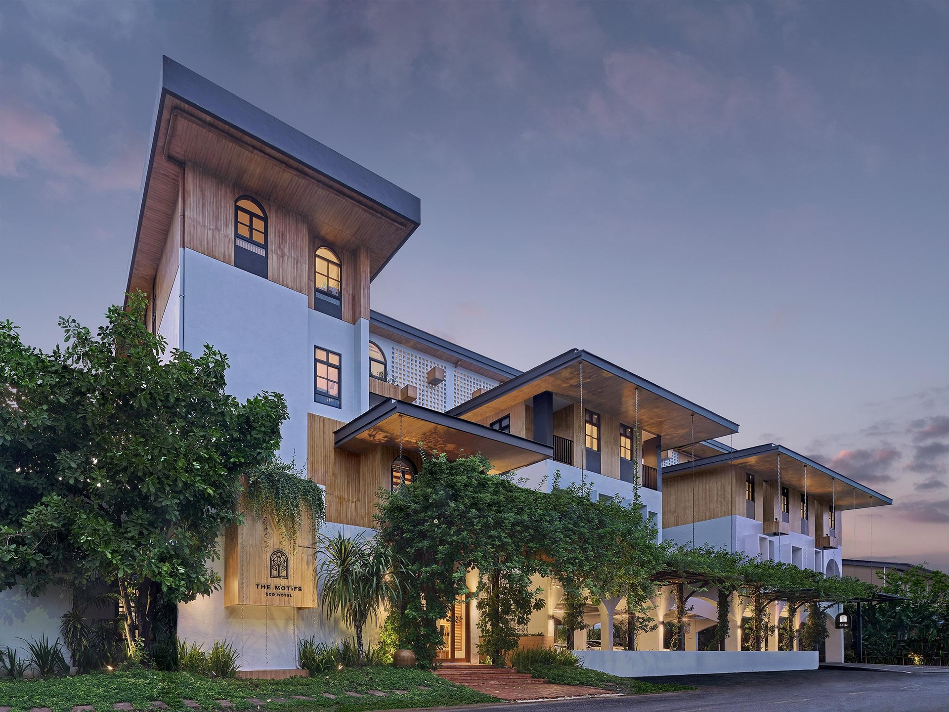 โรงแรมเดอะโมทีฟส์ อีโค่ (The Motifs Eco Hotel)0