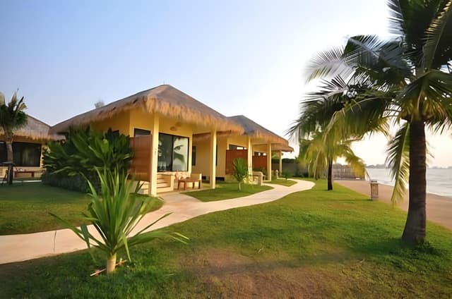Seafront Kingbed With Breakfast