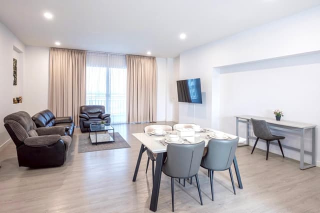 Penthouse Suite, Top Floor with Balcony