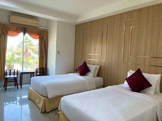 Superior Twin Room