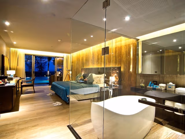 Pool Access Room
