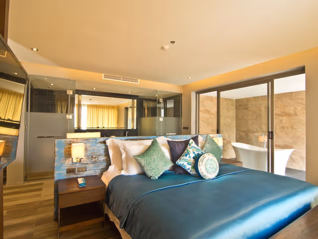 Luxury Suite