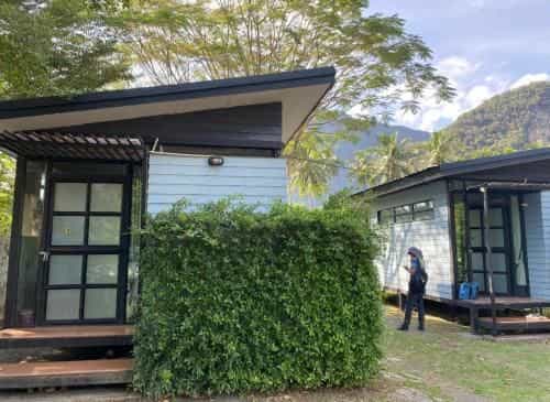 บ้านริมน้ำรีสอร์ต บ้านริมน้ำรีสอร์ต