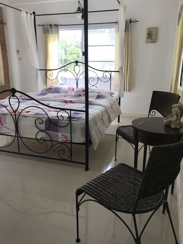 House, 2 Bedrooms, Patio, Garden View