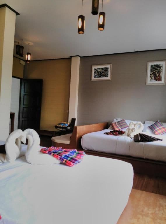 Family Room (4 Adults)