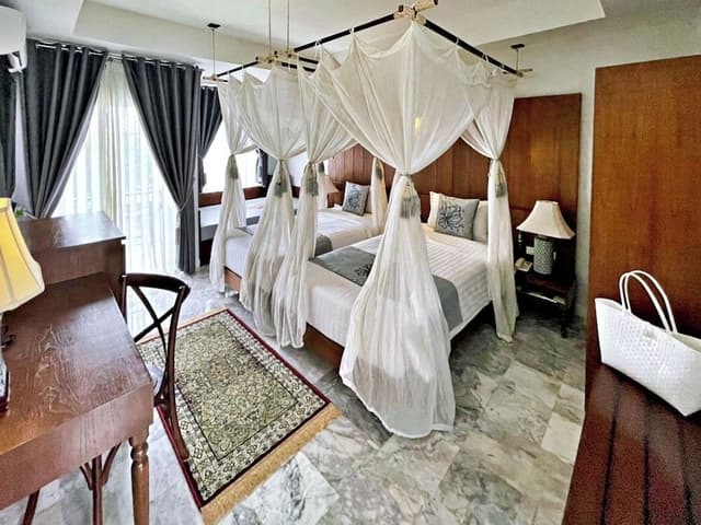 Deluxe Plus Twin bed
