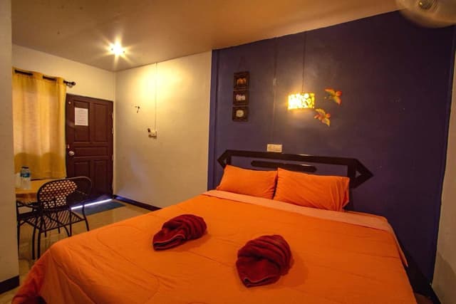 Deluxe Double Bed