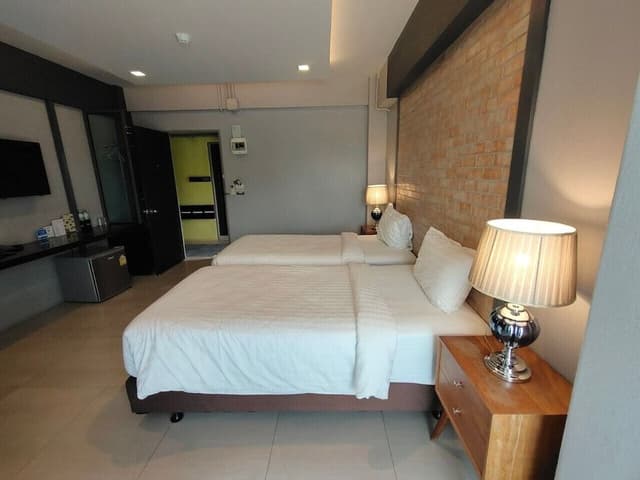 Standard Twin Room