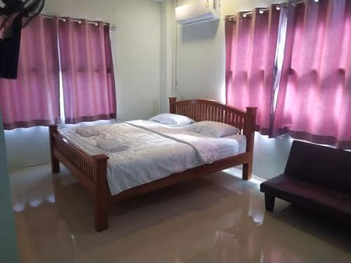 Standard Room - Non-Smoking