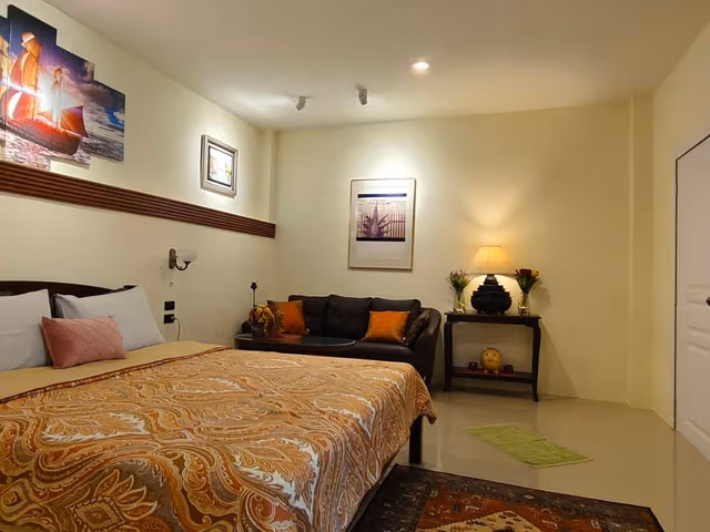 Superior - 1 King Bed